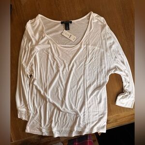 New White House Black Market white top size small